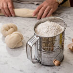 Einhandmehlsieb Mehlsieb Streuer Küchensieb Puderzuckersieb Siebbecher Backsieb